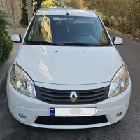 مزایده خودرو رنو ساندرو اتوماتیک