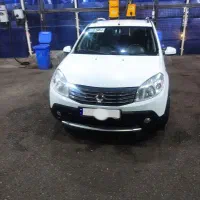 مزایده خودرو رنو ساندرو استپوی اتوماتیک