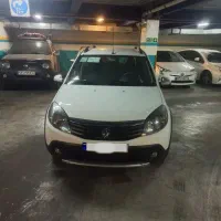 مزایده خودرو رنو ساندرو استپوی اتوماتیک