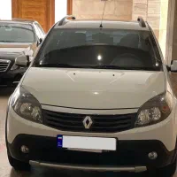 مزایده خودرو رنو ساندرو استپوی اتوماتیک
