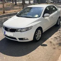 مزایده خودرو کیا سراتو مونتاژ اتوماتیک 2000cc