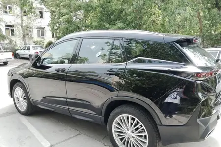 مزایده خودرو هایما، 8S اتوماتیک