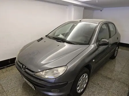 مزایده خودرو پژو، 206 تیپ 2