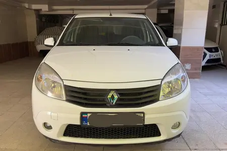 مزایده خودرو رنو، ساندرو اتوماتیک