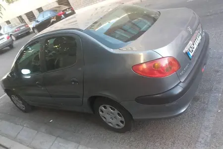 مزایده خودرو پژو، 206 SD V8