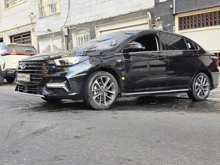 مزایده خودرو فونیکس، آریزو 6 پرو اتوماتیک