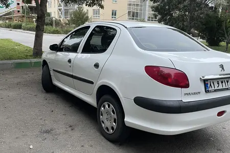 مزایده خودرو پژو، 206 SD V8
