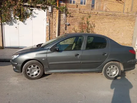 مزایده خودرو پژو، 206 SD V2