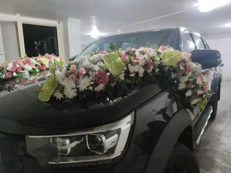 مزایده خودرو کی ام سی، T8 دنده ای