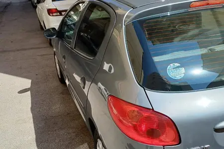 مزایده خودرو پژو، 206 تیپ 2