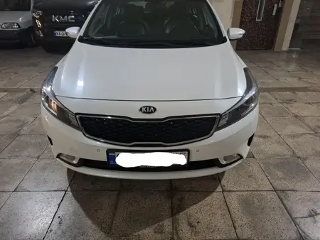 مزایده خودرو کیا، سراتو 2.0 لیتر اتوماتیک