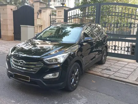 مزایده خودرو هیوندای، سانتافه 4 سیلندر دو دیفرانسیل