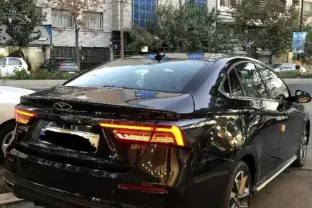مزایده خودرو فونیکس، آریزو 6 پرو اتوماتیک