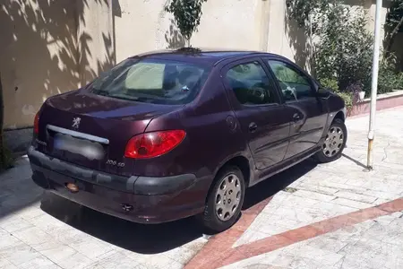 مزایده خودرو پژو، 206 SD V2