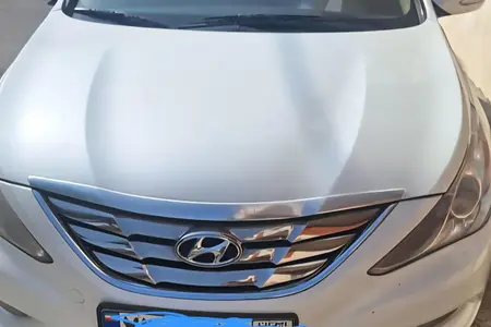 مزایده خودرو هیوندای، سوناتا چهار سیلندر اتوماتیک