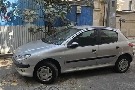 مزایده خودرو پژو، 206 تیپ 2