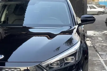 مزایده خودرو کی ام سی، eJ7 پلاس