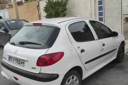 مزایده خودرو پژو، 206 تیپ 2