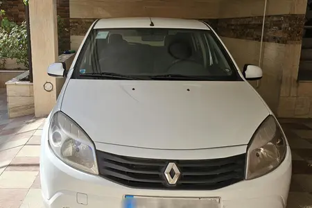 مزایده خودرو رنو، ساندرو اتوماتیک