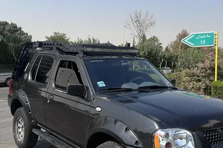 مزایده خودرو نیسان، رونیز دنده ای