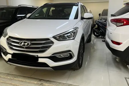 مزایده خودرو هیوندای، سانتافه 4 سیلندر دو دیفرانسیل