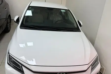 مزایده خودرو تویوتا، یاریس صندوق دار 1.5 لیتر