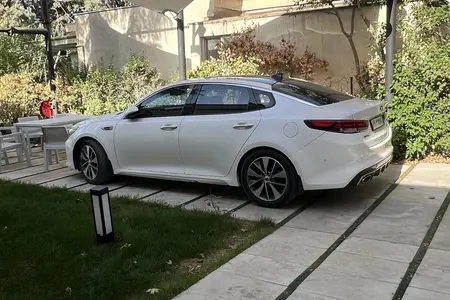 مزایده خودرو کیا، اپتیما 4 سیلندر GT لاین