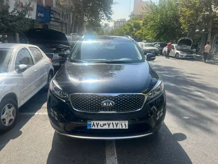 مزایده خودرو کیا، سورنتو 4 سیلندر GT لاین