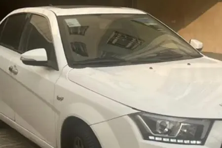 مزایده خودرو دنا، پلاس EF7 5 دنده توربو