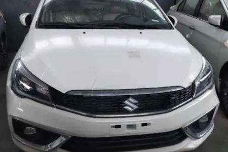 مزایده خودرو سوزوکی، سیاز 1.5 لیتر