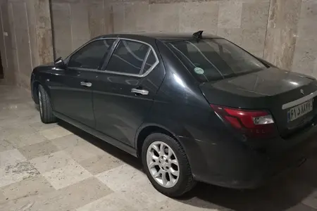 مزایده خودرو دنا، پلاس EF7 اتوماتیک توربو ساده