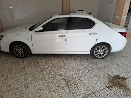 مزایده خودرو دنا، پلاس EF7 اتوماتیک توربو ساده