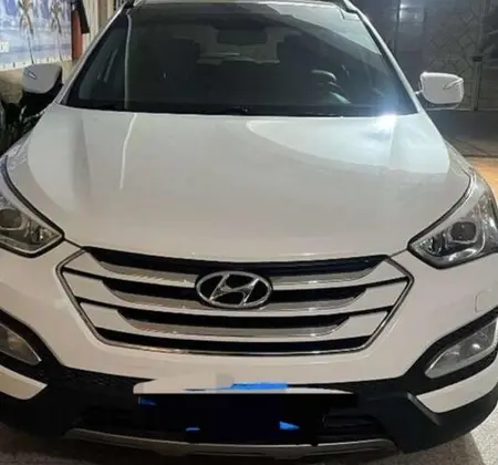 مزایده خودرو هیوندای، سانتافه 4 سیلندر دو دیفرانسیل