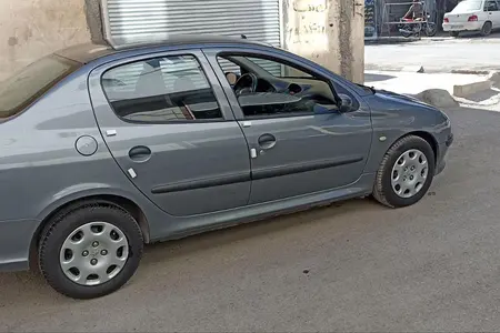 مزایده خودرو پژو، 206 SD V8