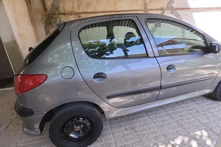 مزایده خودرو پژو، 206 تیپ 2