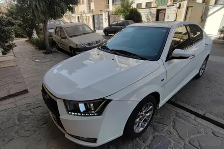 مزایده خودرو دنا، پلاس EF7 اتوماتیک توربو ساده