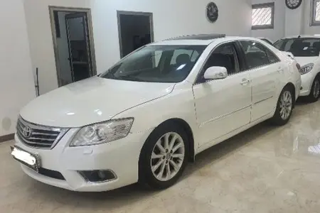 مزایده خودرو تویوتا، اریون گرند
