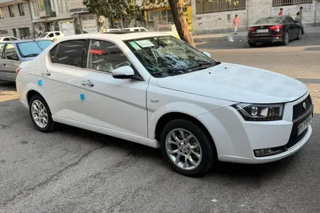 مزایده خودرو دنا، پلاس EF7 اتوماتیک توربو آپشنال