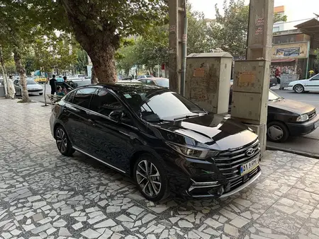 مزایده خودرو فونیکس، آریزو 6 پرو اتوماتیک