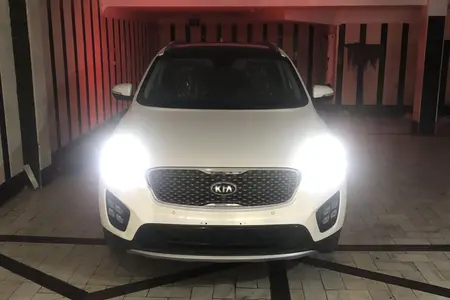 مزایده خودرو کیا، سورنتو 4 سیلندر GT لاین
