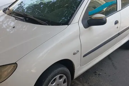 مزایده خودرو پژو، 206 SD V8