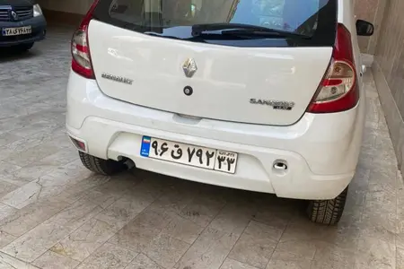 مزایده خودرو رنو، ساندرو اتوماتیک