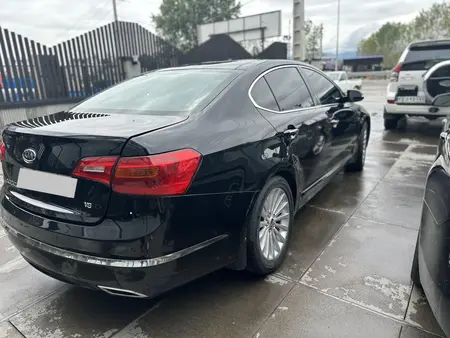 مزایده خودرو کیا، کادنزا اتوماتیک