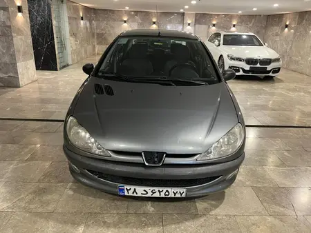 مزایده خودرو پژو، 206 SD V8