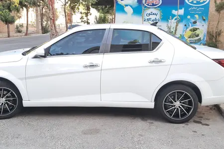 مزایده خودرو دنا، پلاس EF7 5 دنده ساده