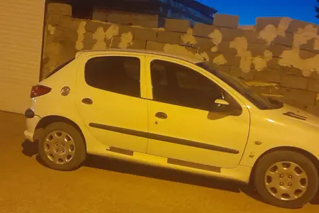 مزایده خودرو پژو، 206 تیپ 2