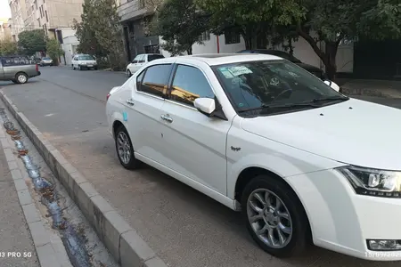 مزایده خودرو دنا، پلاس EF7 اتوماتیک توربو آپشنال