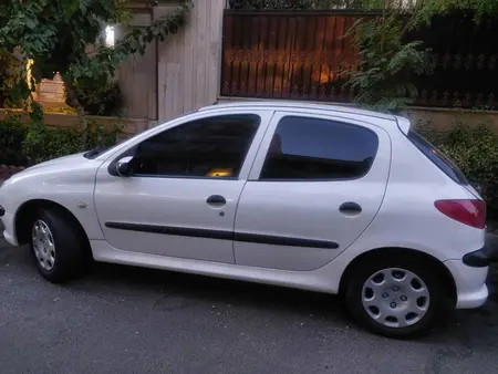 مزایده خودرو پژو، 206 تیپ 2