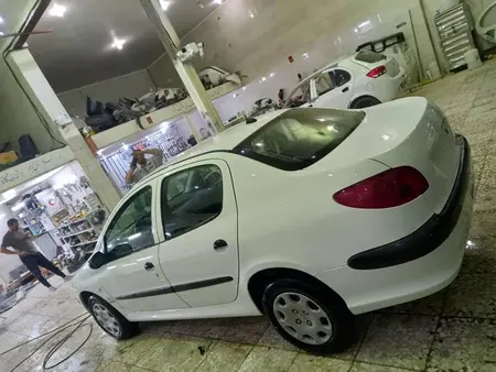 مزایده خودرو پژو، 206 SD V8