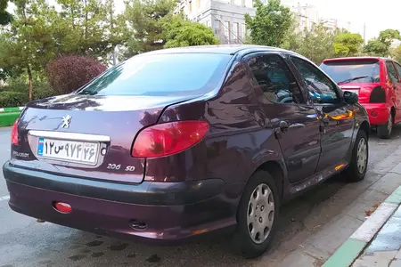 مزایده خودرو پژو، 206 SD V2